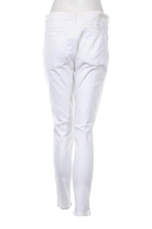 Дамски дънки Abercrombie & Fitch, Размер L, Цвят Бял, Цена 18,40 €