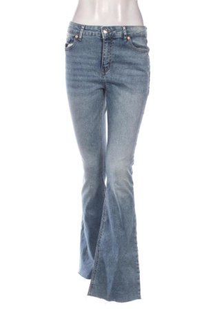Damen Jeans Amisu, Größe M, Farbe Blau, Preis 19,99 €