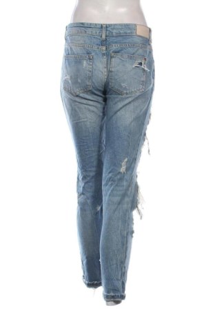 Дамски дънки Bershka, Размер S, Цвят Син, Цена 15,33 €