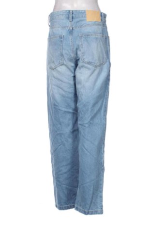 Dámske džínsy  Bershka, Veľkosť L, Farba Modrá, Cena  17,95 €