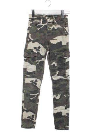 Дамски дънки Bershka, Размер XXS, Цвят Многоцветен, Цена 15,33 €