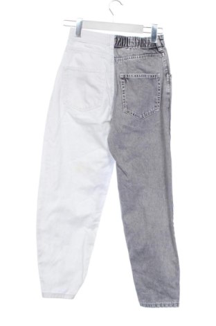 Damskie jeansy Bershka, Rozmiar XXS, Kolor Kolorowy, Cena 80,38 zł