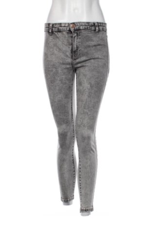 Дамски дънки Bershka, Размер S, Цвят Сив, Цена 16,87 €, #136530147
