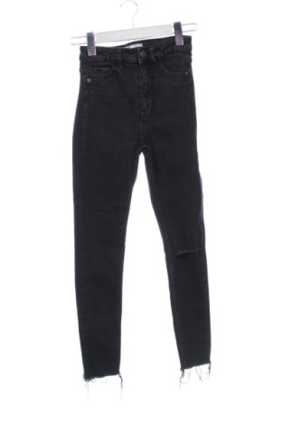 Damen Jeans Bershka, Größe XS, Farbe Schwarz, Preis 15,00 €