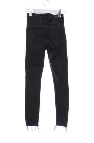 Damen Jeans Bershka, Größe XS, Farbe Schwarz, Preis 15,00 €