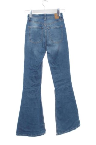 Blugi de femei Bershka, Mărime XXS, Culoare Albastru, Preț 91,99 Lei