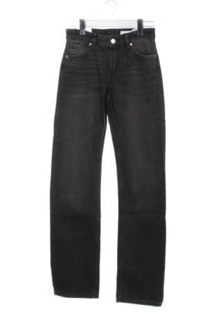 Damskie jeansy Bershka, Rozmiar XS, Kolor Szary, Cena 123,99 zł