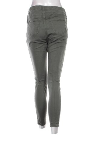 Blugi de femei C&A, Mărime L, Culoare Verde, Preț 78,20 Lei