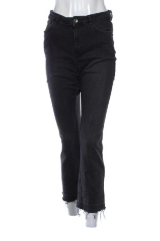 Дамски дънки Calzedonia, Размер L, Цвят Сив, Цена 21,47 €