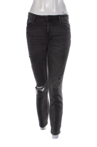 Dámske džínsy  Cropp, Veľkosť M, Farba Čierna, Cena  20,91 €, #136549739