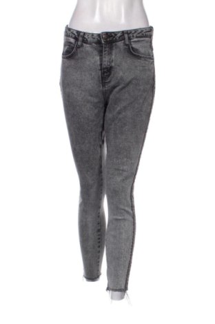 Damskie jeansy Cropp, Rozmiar M, Kolor Kolorowy, Cena 31,99 zł, #136566682