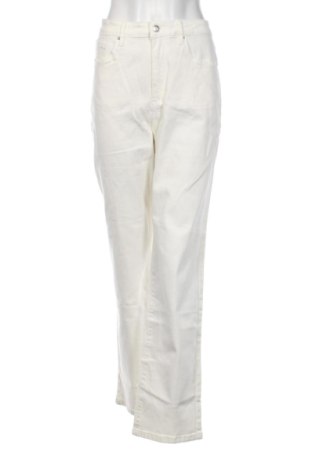 Дамски дънки Guess, Размер L, Цвят Екрю, Цена 73,11 €