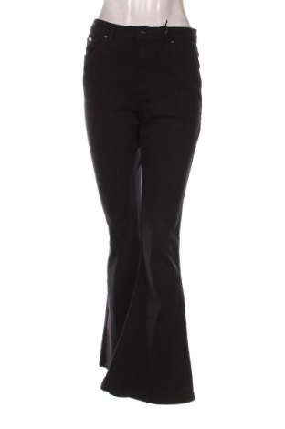 Dámske džínsy  LCW, Veľkosť M, Farba Čierna, Cena  24,00 €, #136522689