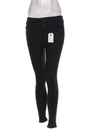 Дамски дънки Levi's, Размер M, Цвят Черен, Цена 89,47 €