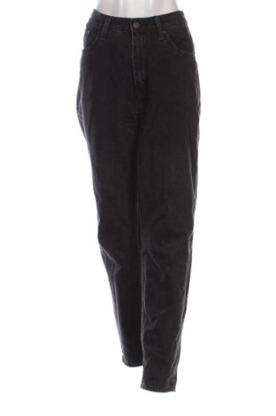 Női farmernadrág Levi's, Méret L, Szín Szürke, Ár 19 239 Ft