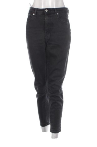 Дамски дънки Levi's, Размер M, Цвят Черен, Цена 31,18 €