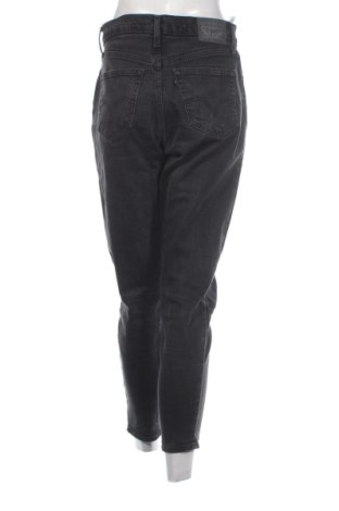 Дамски дънки Levi's, Размер M, Цвят Черен, Цена 31,18 €