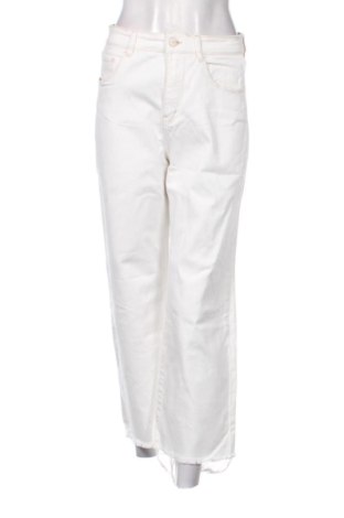 Damen Jeans Massimo Dutti, Größe M, Farbe Weiß, Preis 38,00 €