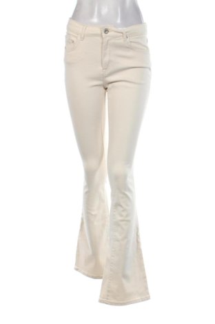Damen Jeans ONLY, Größe M, Farbe Ecru, Preis 27,99 €, #136552625