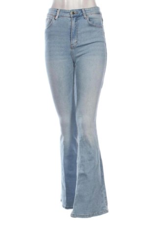 Дамски дънки Pull&Bear, Размер M, Цвят Син, Цена 15,33 €