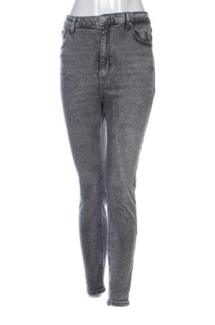 Damskie jeansy Pull&Bear, Rozmiar S, Kolor Szary, Cena 78,99 zł