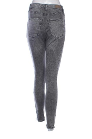 Damskie jeansy Pull&Bear, Rozmiar S, Kolor Szary, Cena 78,99 zł
