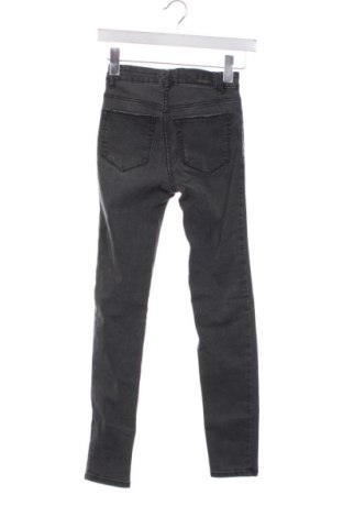 Дамски дънки Pull&Bear, Размер XXS, Цвят Сив, Цена 14,77 €