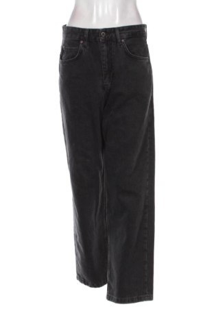 Дамски дънки Pull&Bear, Размер M, Цвят Черен, Цена 19,42 €
