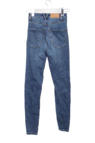 Дамски дънки Stradivarius, Размер XXS, Цвят Син, Цена 15,33 €