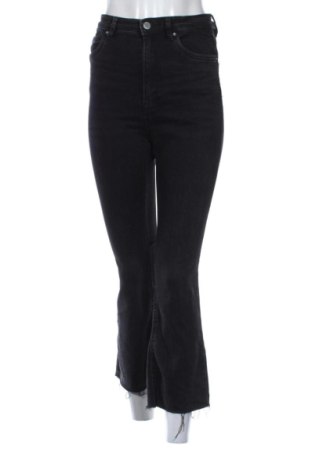 Дамски дънки Stradivarius, Размер S, Цвят Черен, Цена 16,87 €, #136495784
