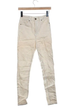 Damen Jeans Stradivarius, Größe XS, Farbe Mehrfarbig, Preis 19,99 €