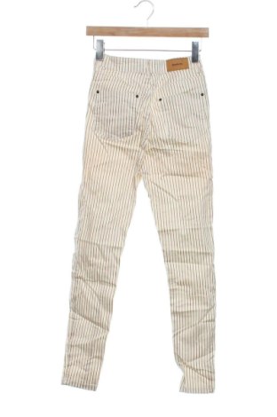 Damen Jeans Stradivarius, Größe XS, Farbe Mehrfarbig, Preis 19,99 €