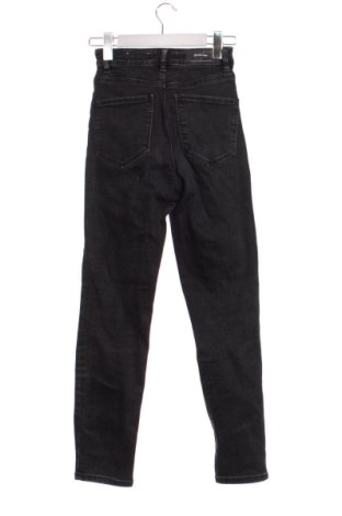 Blugi de femei Stradivarius, Mărime XS, Culoare Negru, Preț 77,00 Lei
