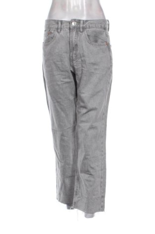 Damskie jeansy Stradivarius, Rozmiar M, Kolor Szary, Cena 78,99 zł