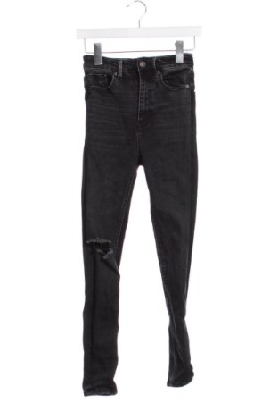 Damen Jeans Stradivarius, Größe XXS, Farbe Schwarz, Preis 15,00 €