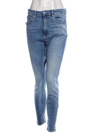 Damen Jeans Stradivarius, Größe L, Farbe Blau, Preis 15,00 €
