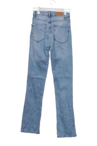 Damskie jeansy Stradivarius, Rozmiar XXS, Kolor Niebieski, Cena 78,99 zł