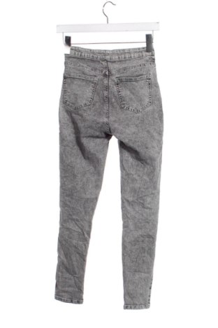 Дамски дънки Terranova, Размер XS, Цвят Сив, Цена 15,33 €