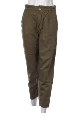 Damen Jeans Terranova, Größe M, Farbe Grün, Preis 15,00 €