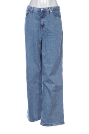 Дамски дънки Tommy Jeans, Размер M, Цвят Син, Цена 73,11 €