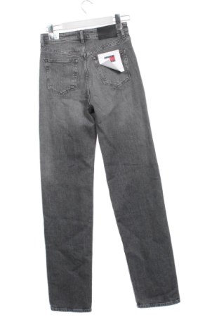 Дамски дънки Tommy Jeans, Размер S, Цвят Черен, Цена 73,11 €
