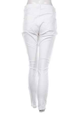 Дамски дънки Yessica, Размер XL, Цвят Бял, Цена 15,33 €