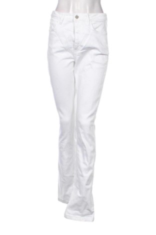 Damen Jeans Zara, Größe S, Farbe Weiß, Preis 13,81 €, #136483936