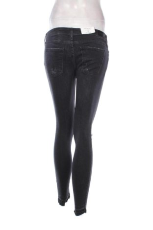 Дамски дънки Zara, Размер M, Цвят Черен, Цена 32,21 €