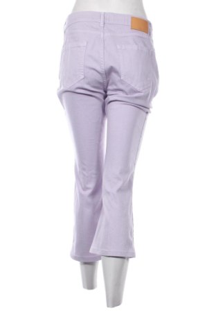 Damen Jeans i Blues, Größe L, Farbe Lila, Preis 59,99 €