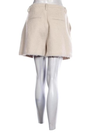 Damen Shorts Amisu, Größe M, Farbe Beige, Preis 16,00 €