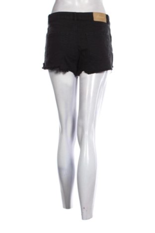 Dámske kraťasy  Bershka, Veľkosť M, Farba Čierna, Cena  10,00 €