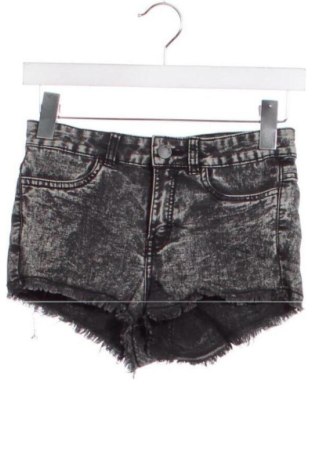Pantaloni scurți de femei H&M Divided, Mărime XS, Culoare Multicolor, Preț 81,80 Lei, #136529255