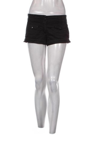 Дамски къс панталон H&M Divided, Размер M, Цвят Черен, Цена 9,20 €