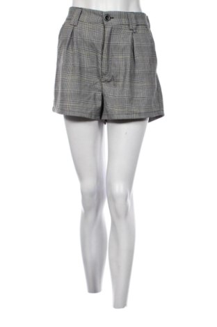 Damen Shorts Jennyfer, Größe L, Farbe Mehrfarbig, Preis 12,99 €